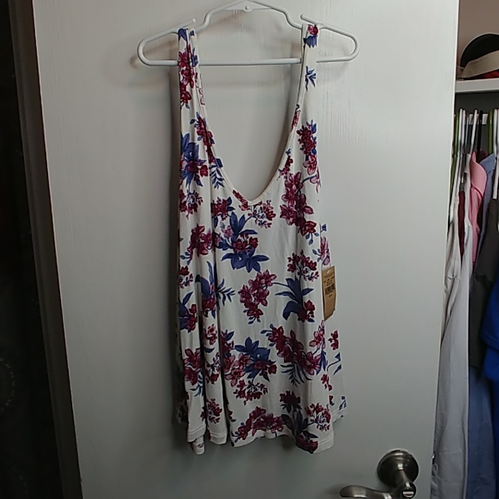 American Eagle floral tank top